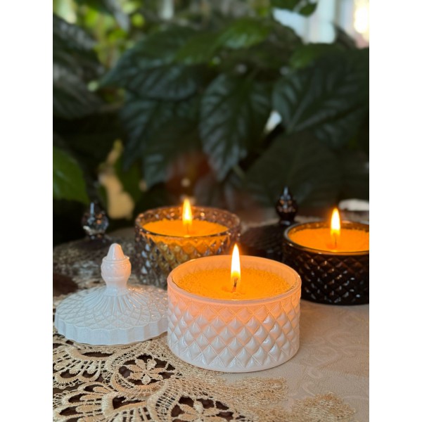 Žvakė sojų vaško stikliniame  inde 